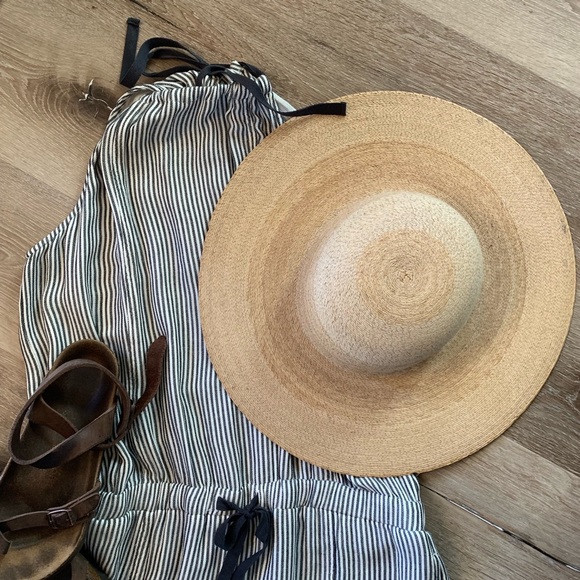 Accessories - Straw Hat